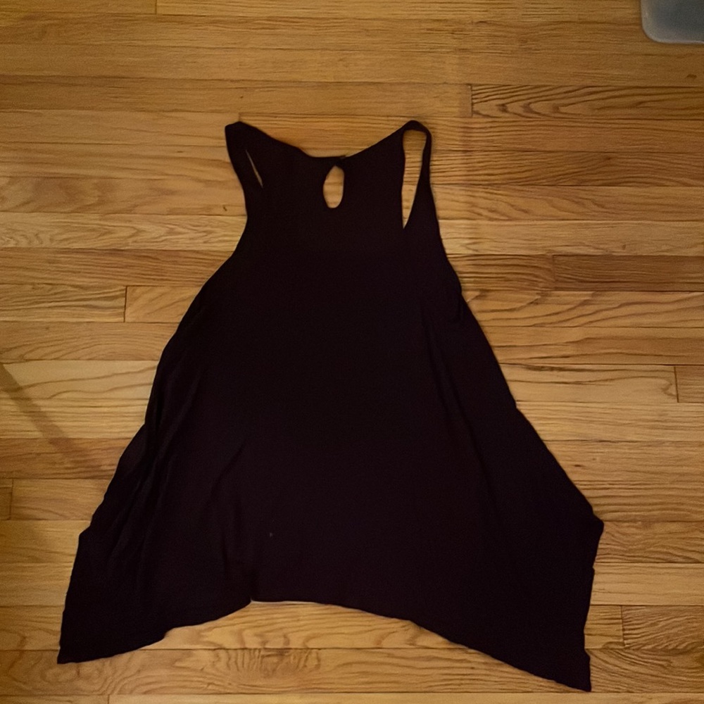 Light Burgundy Tank - Picture 3 of 3